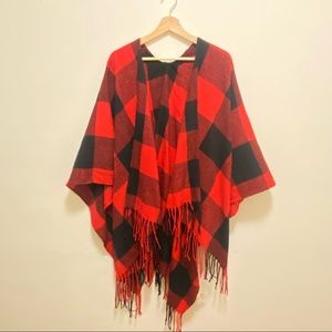 Buffalo Check Plaid Poncho Red/Black with fringe